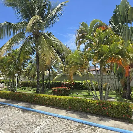 Apto Térreo Mobiliado com Piscina - 400m da Praia de Taperapuan, Próximo ao Axé Moi- Golden Dolphin Residence-2